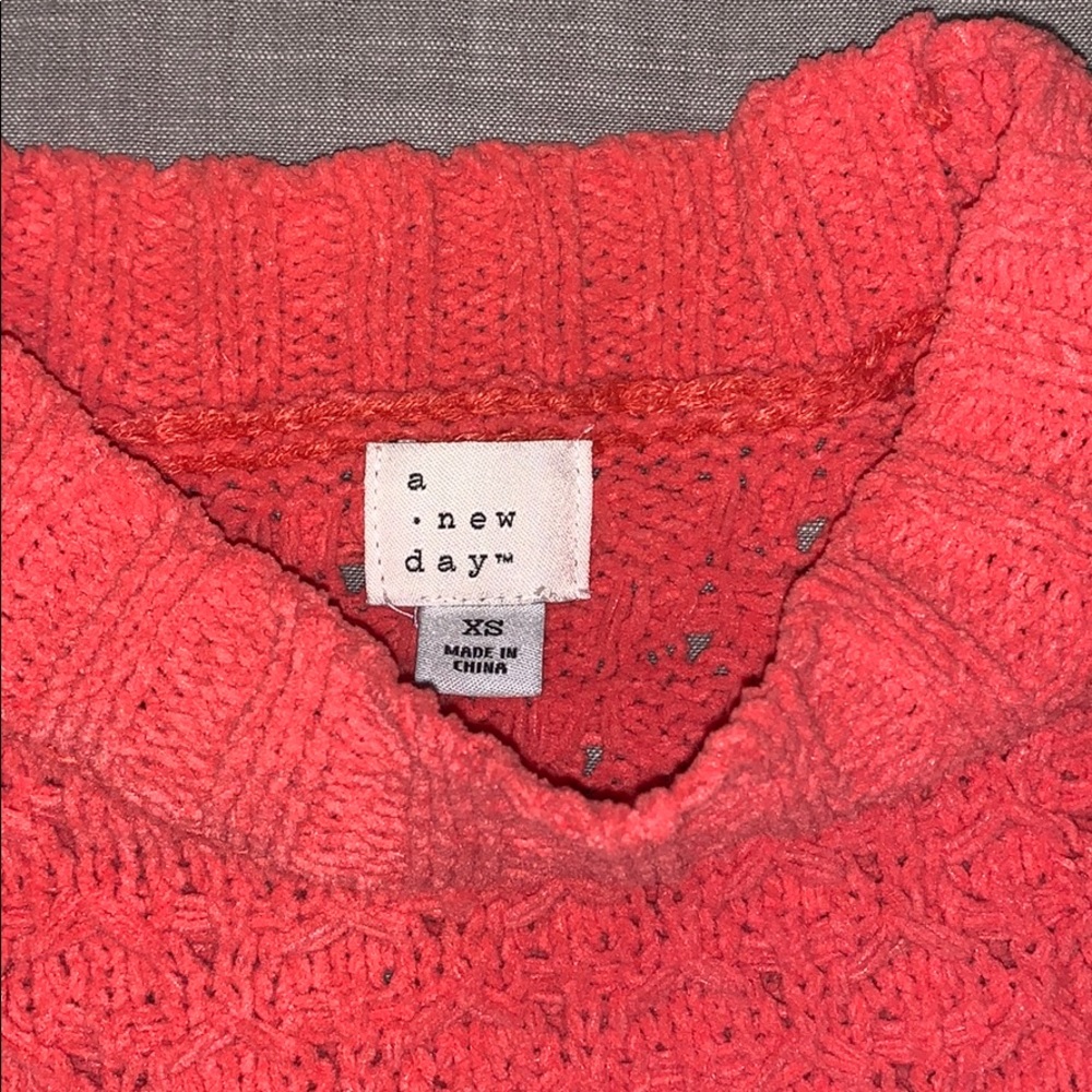 Sweater - Picture 3 of 4